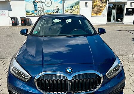 BMW 118i Auto*Kamera*LED*Sitzhz inkl. WinterRäder
