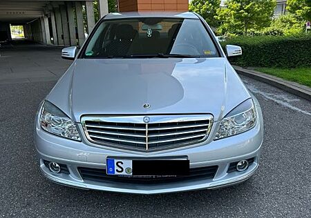 Mercedes-Benz C 180 KOMPRESSOR 2te Hand wenig Kilometer