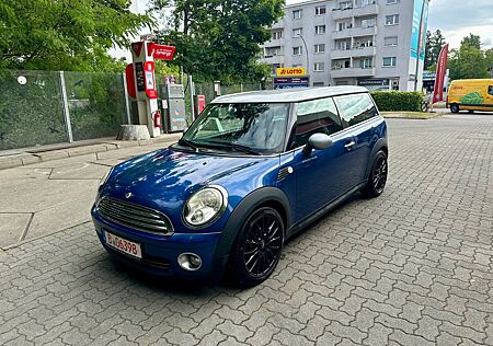 Mini Cooper Clubman . (01711911223)