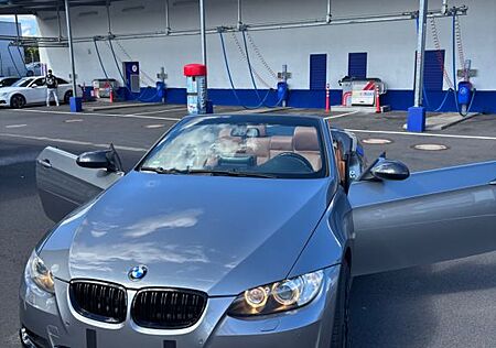 BMW 325i Cabrio -