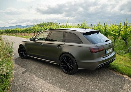 Audi RS6 4.0 TFSI quattro performance Service neu