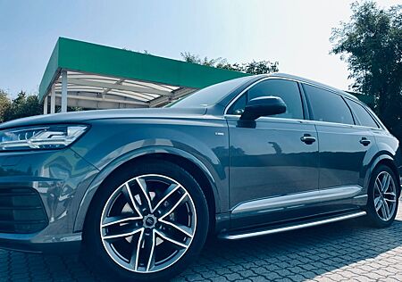 Audi Q7 3.0 TDI quattro S-Line Matrix Pano AHK