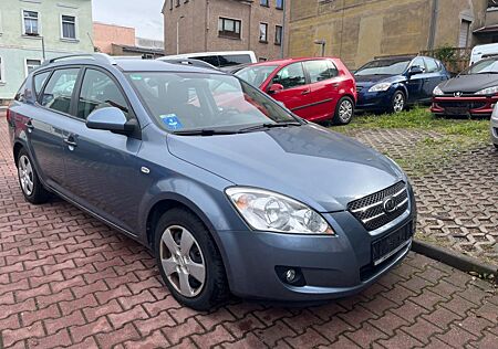 Kia Cee'd / Ceed; 1,6 Benzin; TÜV 04/2025