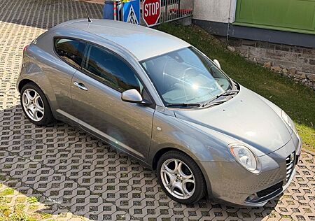 Alfa Romeo MiTo sehr sauber TÜV AU neu