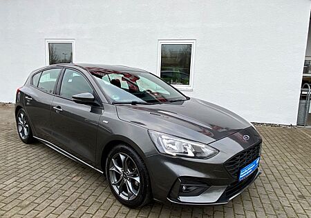 Ford Focus Lim. ST-Line 1.0 EcoBoost / 6-Gang / NAVI/
