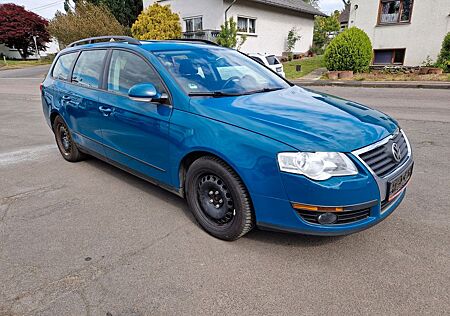 VW Passat Variant Volkswagen 1.6 TDI DPF BlueMotion Variant