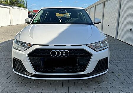 Audi A1 25 TFSI Sportback -