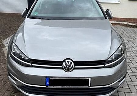 VW Golf Volkswagen 1.4 TSI 92kW Sound