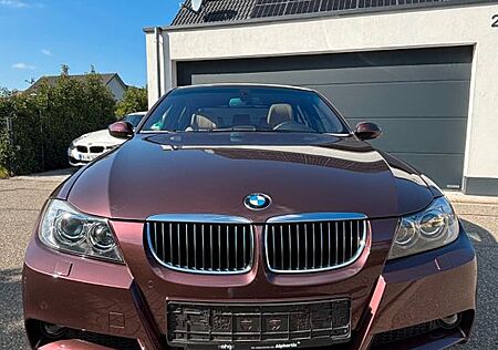 BMW 330i - M Sportpaket, 1. Hand, TÜV neu
