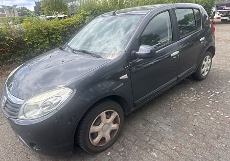 Dacia Sandero Laureate