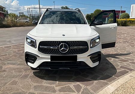 Mercedes-Benz GLB 250 4MATIC AMG Line