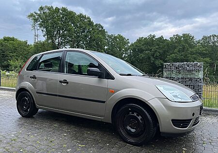 Ford Fiesta 2004
