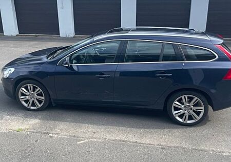 Volvo V60 D3 Geartronic Summum Summum