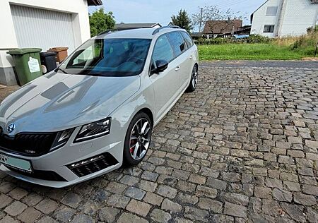 Skoda Octavia 2.0 TSI RS Combi