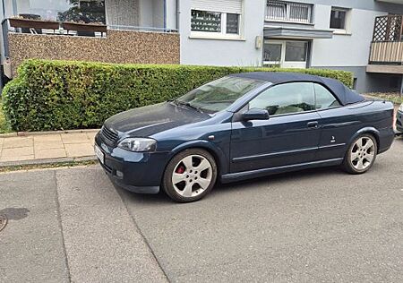 Opel Astra Cabrio 2.2 -