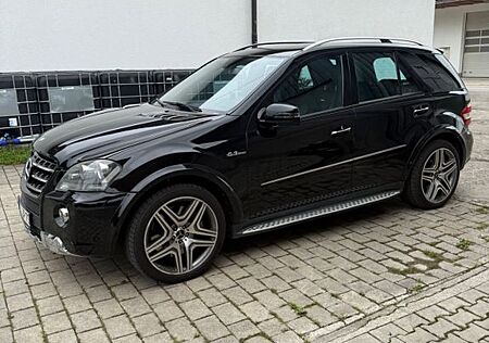 Mercedes-Benz ML 63 AMG 4MATIC AMG