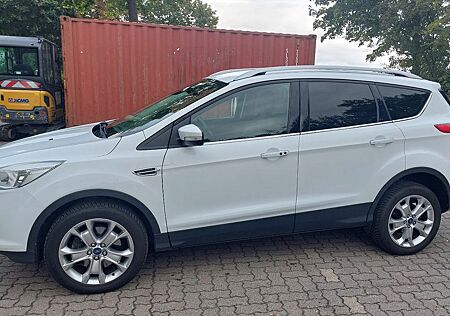 Ford Kuga 1,6 EcoBoost 4x4 134kW Titanium Autom. ...
