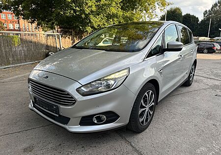 Ford S-Max 2,0 TDCi Titanium. Panorama,7.Sizter