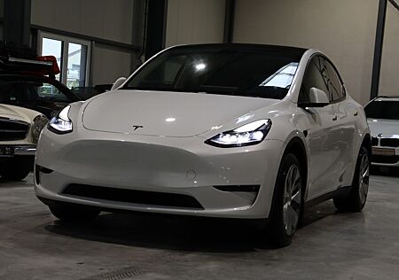Tesla Model Y Long Range Dual AWD - 1.Hand