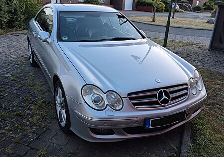 Mercedes-Benz CLK 200 KOMPRESSOR AVANTGARDE Avantgarde