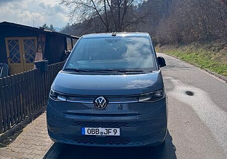 VW T7 Multivan Volkswagen 1,5 TSI OPF DSG Life Life