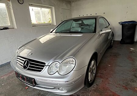 Mercedes-Benz CLK 200 CLK Coupe Kompressor-Autom.Navi.-PDC-Tem