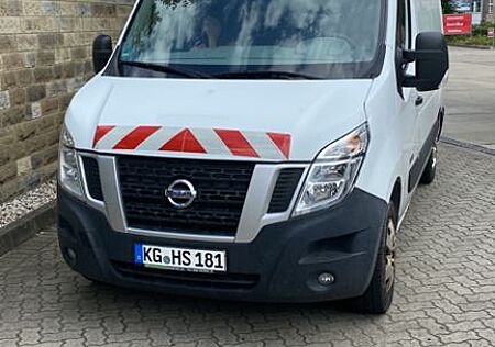 Nissan NV400