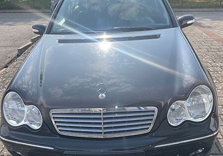 Mercedes-Benz C 200 CDI T AVANTGARDE Avantgarde