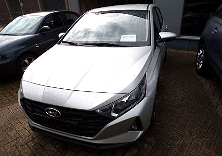 Hyundai i20 , Spurhalte, SOS