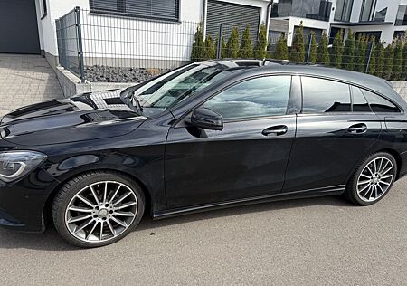 Mercedes-Benz CLA 200 Shooting Brake CLA 200 AMG Line Shoo...