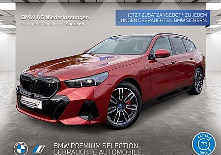 BMW i5 eDrive40 Touring M Sport AHK LiveCockpitProf