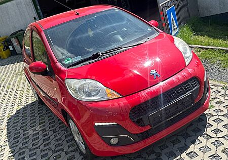 Peugeot 107 Active Euro 5 "LED"