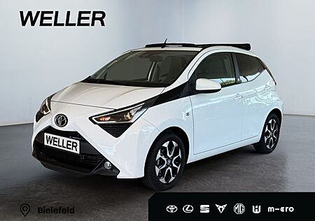 Toyota Aygo (X) -play Team D *Faltdach*CAM*CarPlay*SmartKe