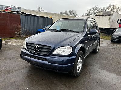 Mercedes-Benz ML 320