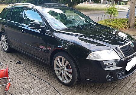 Skoda Octavia Combi 2.0 TFSI RS RS