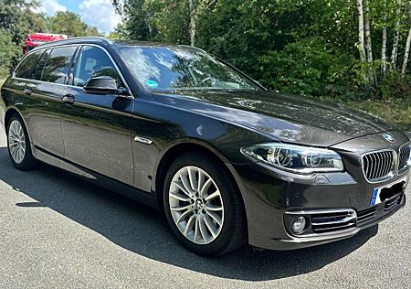 BMW 530d xDrive Touring Harman Pano Keyless HeadUp