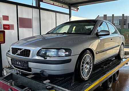 Volvo S60 2.4