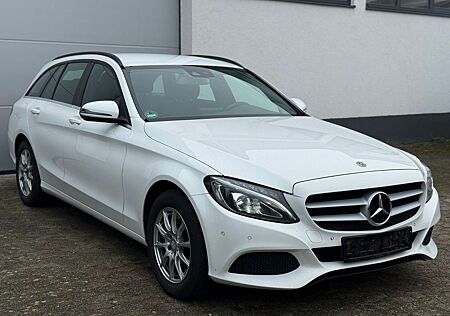 Mercedes-Benz C 220 d T AVANTGARDE Autom. LED, AHK TOP Zustand