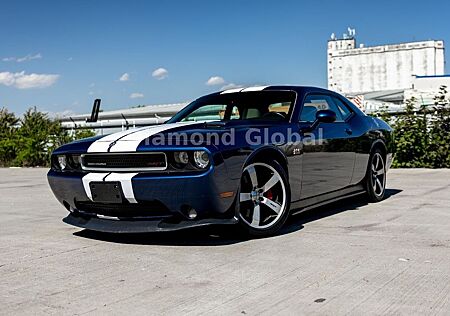 Dodge Challenger SRT 392 6.4 V8