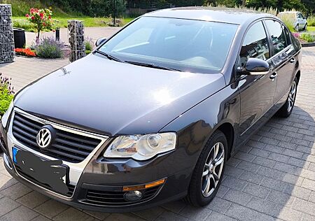 VW Passat Volkswagen 1.4 TSI 1. Hand, 8-Fach, TÜV neu,