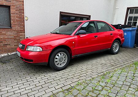 Audi A4 1.8 - Limousine