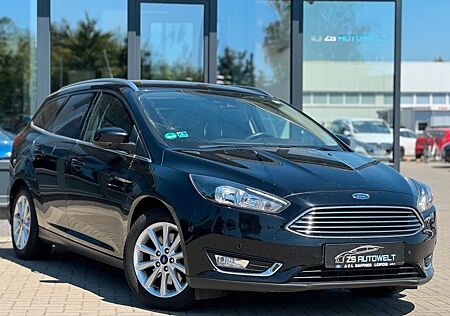 Ford Focus Turnier Titanium*NAV*PARKLENK*PDC