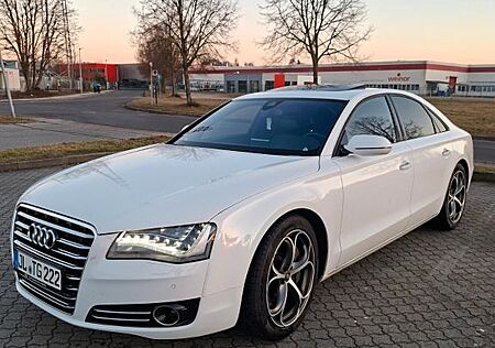 Audi A8 4.2 TDI tiptronic quattro -