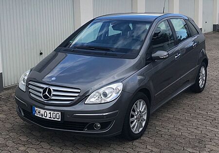 Mercedes-Benz B 170