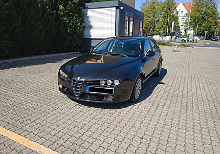 Alfa Romeo 159 Alfa 1.9 JTDM 8V Distinctive Distinctive