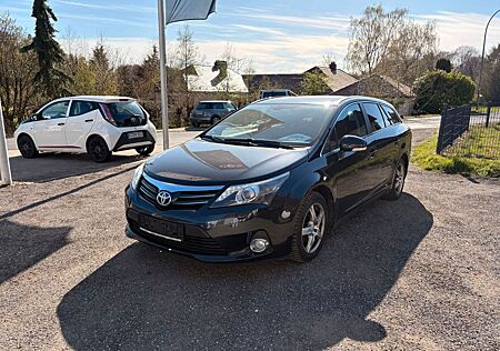 Toyota Avensis Kombi Scheckheftgepflegt ohne Mängel