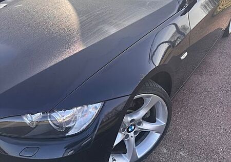 BMW 330i Coupé - Scheckheft-gepflegter Klassiker