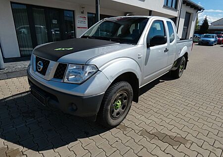 Nissan Navara Pickup KingCab Business 4X4 Klima AHK