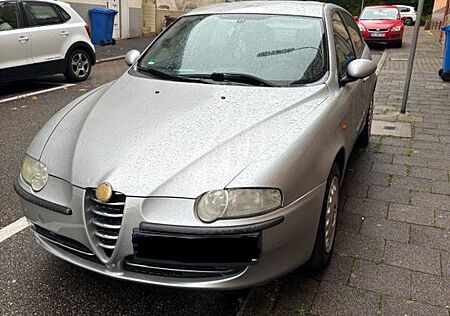 Alfa Romeo 147 1.6 16V T.Spark ECO Distinctive
