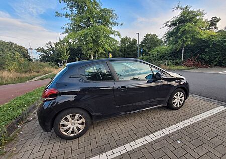 Peugeot 208 1.2 Active PureTech 82 Active